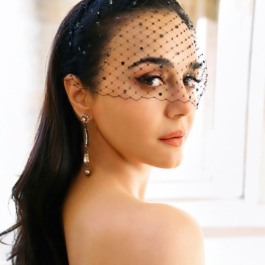 Preity Zinta Stuns At Paris Fashion Runway Week Day 1, Dons A Gorgeous Rahul Mishra Gown.