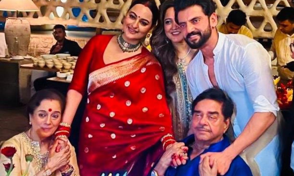 Shatrughan Sinha Shares Happy Clips From Daughter Sonakshi Sinha, Zaheer Iqbal’s Wedding. We Love It! Shatrughan Sinha Shares Happy Clips From Daughter Sonakshi Sinha, Zaheer Iqbal’s Wedding. We Love It!