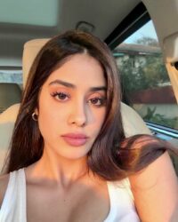 Janhvi-kapoor-recommends-ghee-healthy-skin-hair-skincare-haircare-tips
