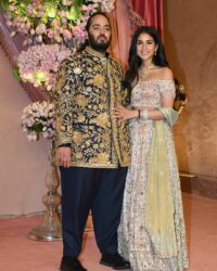 From Manish Malhotra To Abu Jani Sandeep Khosla, 8 Designers Who Dominated The Ambani Wedding!