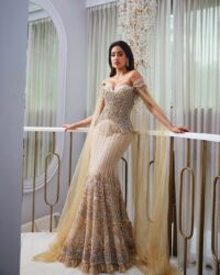From Manish Malhotra To Abu Jani Sandeep Khosla, 8 Designers Who Dominated The Ambani Wedding!