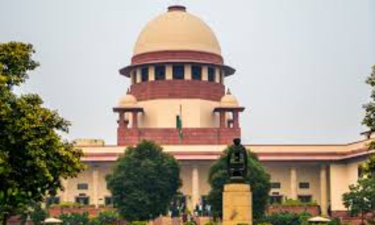Kolkata Doctor Rape, Murder Case: SC Orders Removal Of Victim’s Name, Photo, Videos From Internet. We’re Glad! Kolkata Doctor Rape, Murder Case: SC Orders Removal Of Victim’s Name, Photo, Videos From Internet. We’re Glad!