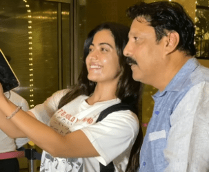 7 Times Rashmika Mandanna Proved She's A Fan Favourite!