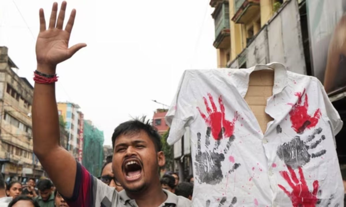 Kolkata Doctor Rape And Murder Case: Who Is The Woman Behind Facebook Post Igniting Reclaim The Night Protests? Kolkata Doctor Rape And Murder Case: Who Is The Woman Behind Facebook Post Igniting Reclaim The Night Protests?