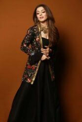 5 Last-Minute Outfits To Try This Festive Season!