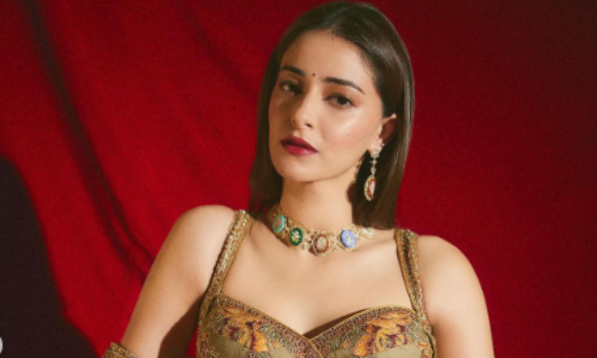 ananya-panday-inspired-festive-makeup-looks-ctrl