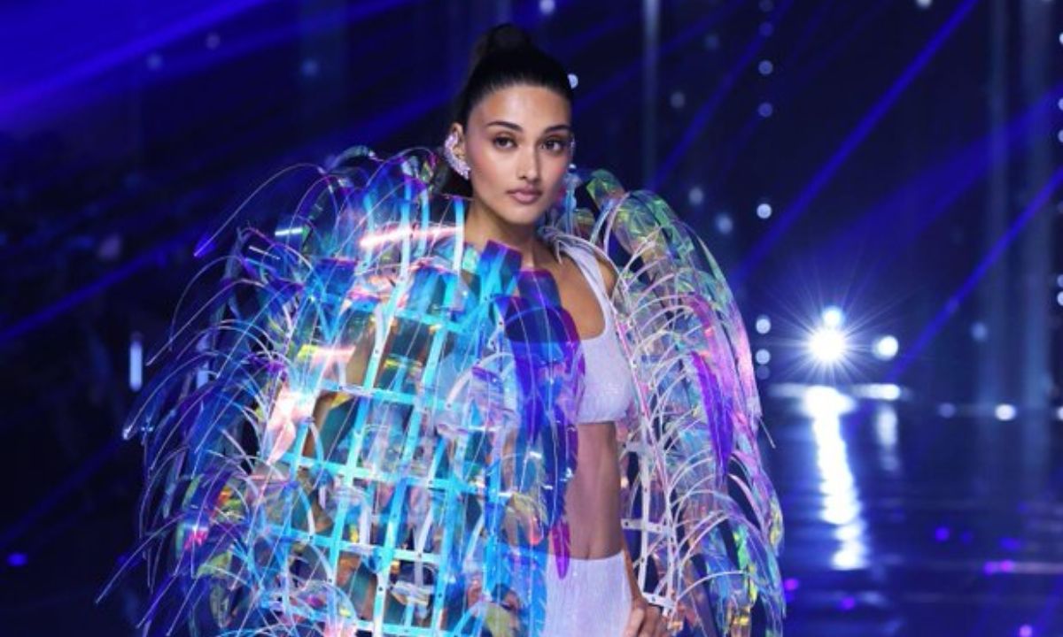Who Is Neelam Kaur Gill, Desi Model Who Marked Her Debut At Victoria's Secret Fashion Show 2024?