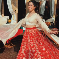 Navratri 2024: Slay In Red On Day 7 Just Like Kareena Kapoor, Deepika Padukone, And More!