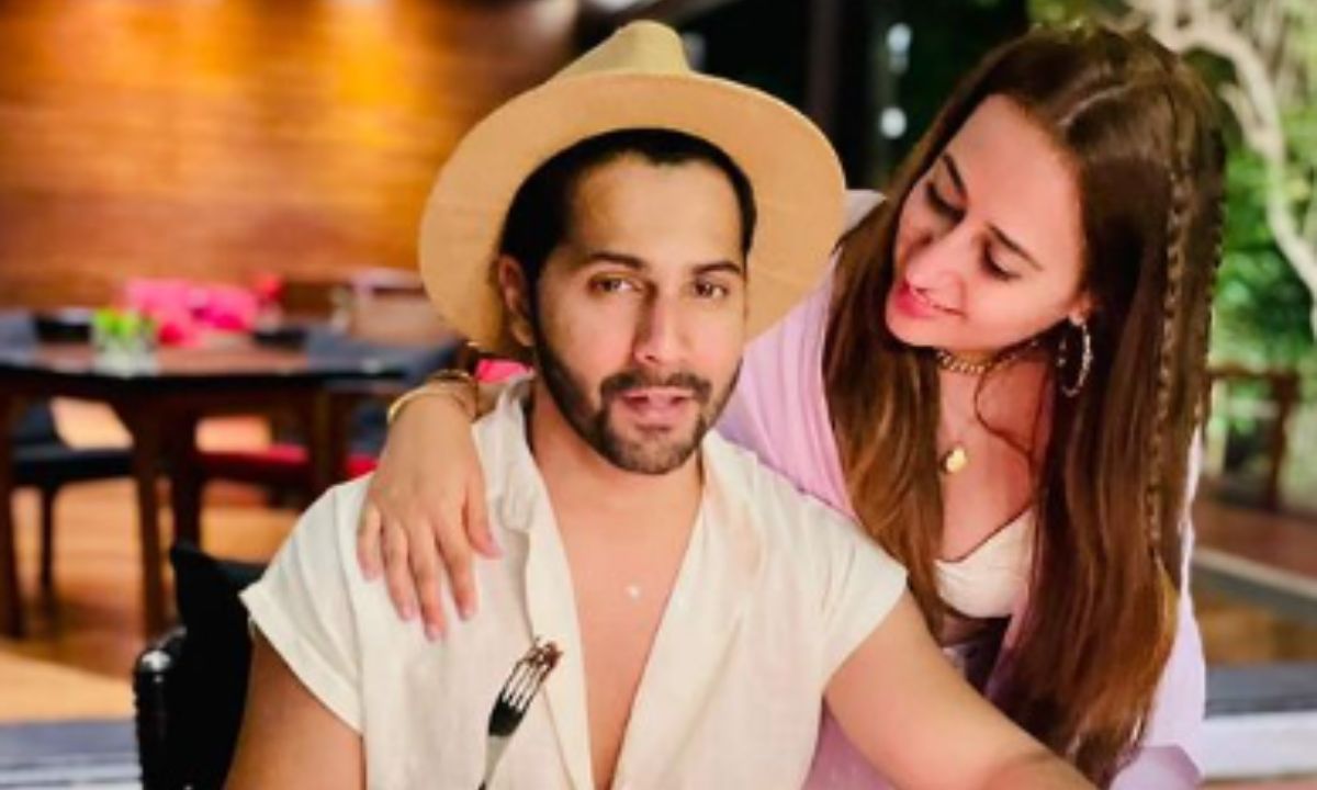 varun-dhawan-natasha-dalal-cute-romantic-couple-pictures