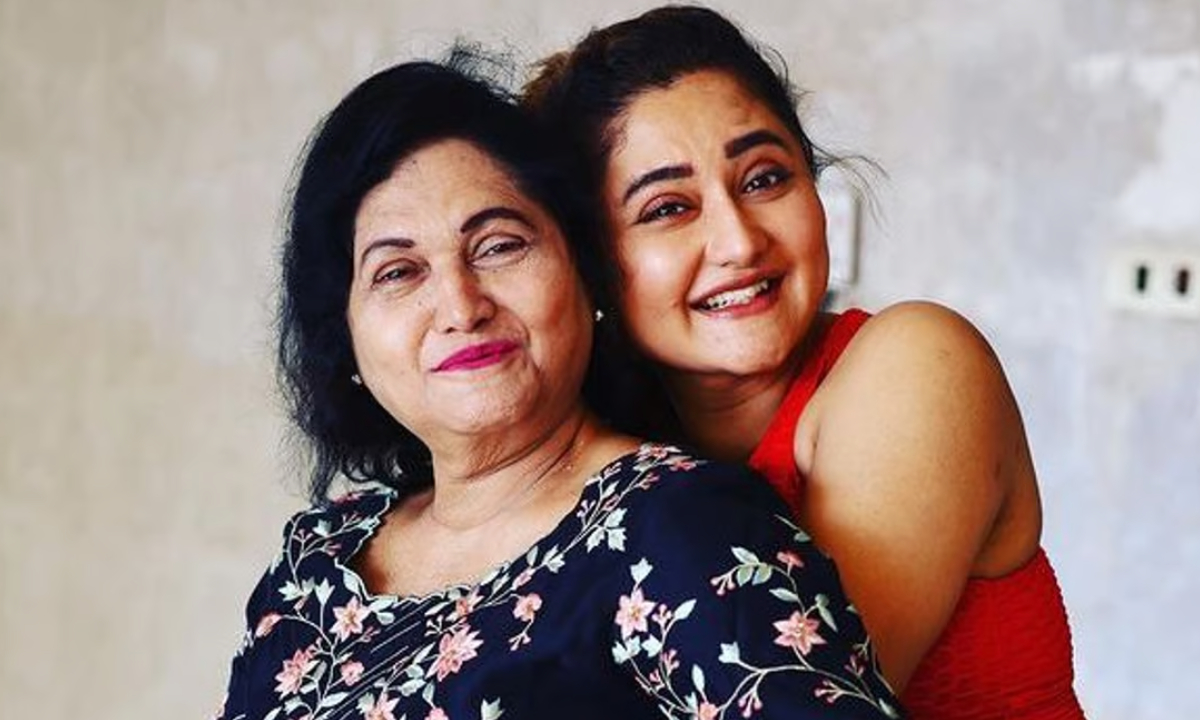 Rashami Desai Reveals Harrowing Casting Couch Experience, Says Mother Slapped Him Later. WHAT!