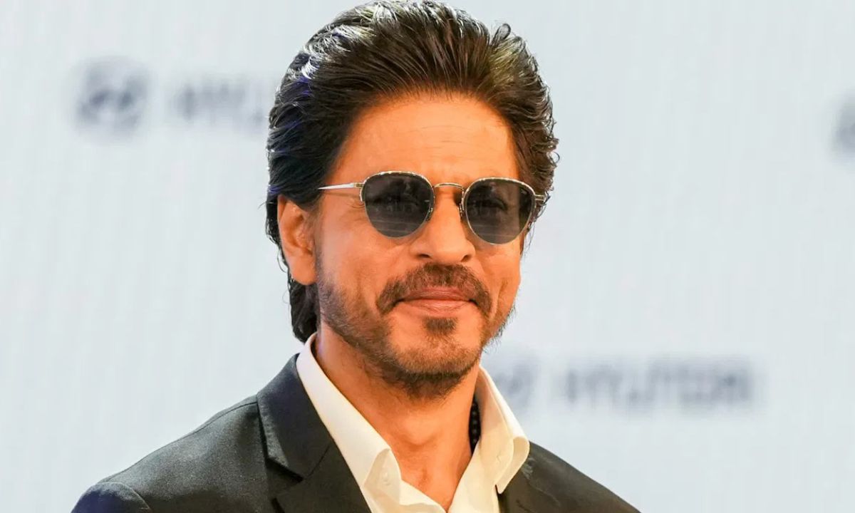 Shah Rukh Khan Death Threat Case: Man Whose Phone Was Used To Make The Threat Call Reveals It Was Stolen Shah Rukh Khan Death Threat Case: Man Whose Phone Was Used To Make The Threat Call Reveals It Was Stolen