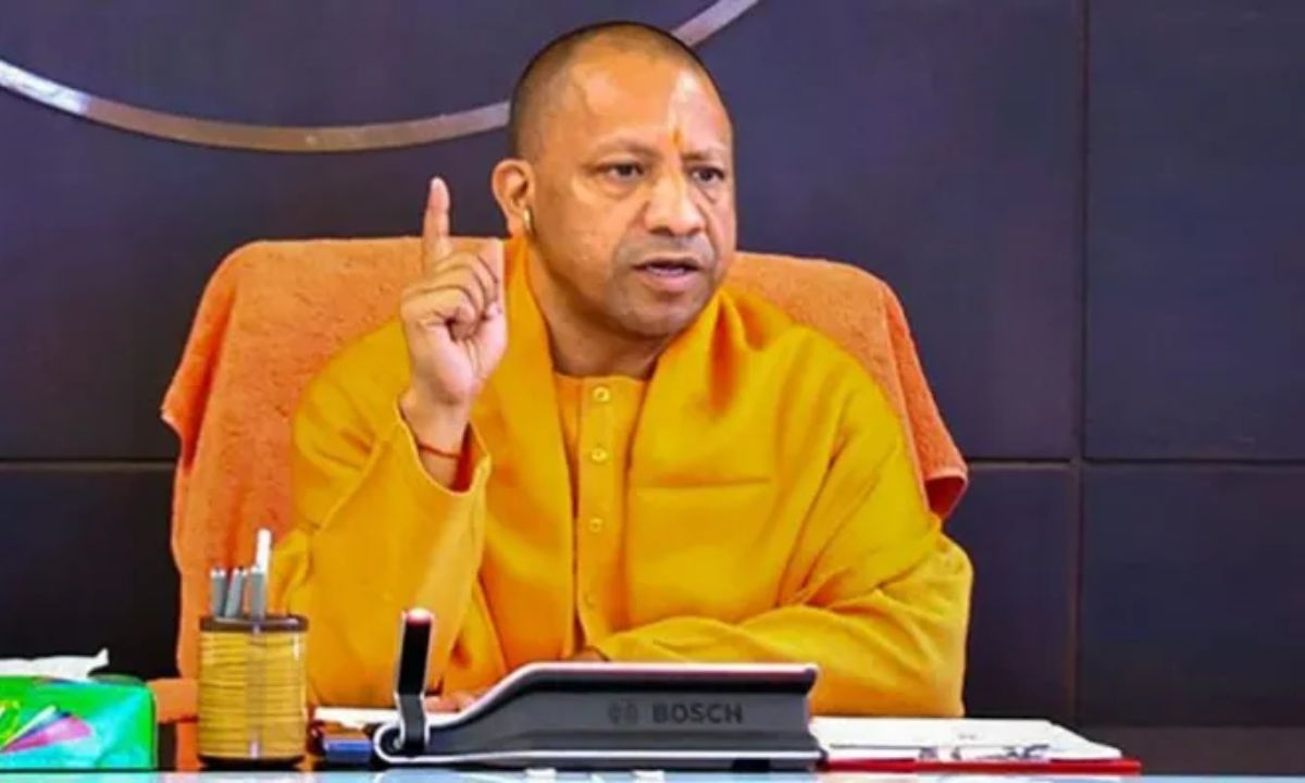 UP CM Yogi Adityanath Gets Death Threats Demanding His Resignation; Mumbai Police Launches Probe