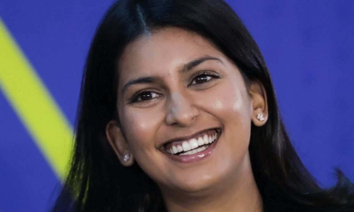 who-is-juhi-chawla-daughter-jahnavi-mehta-famous-viral-kkr-girl-profession-education