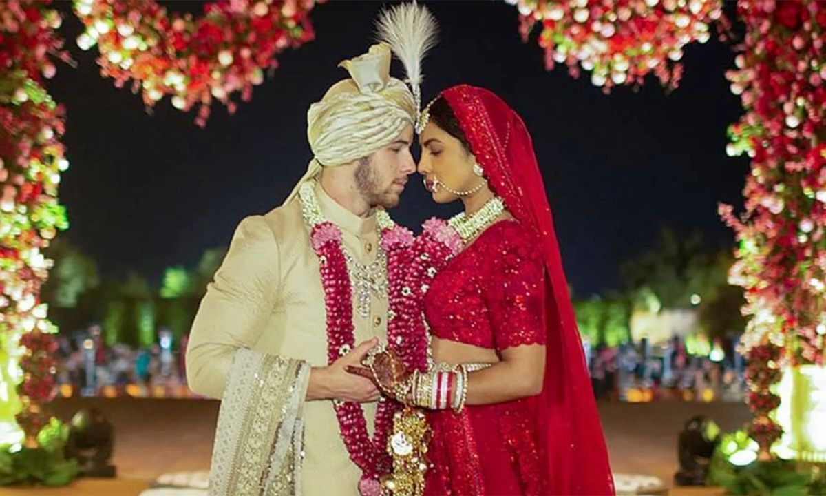 Priyanka Chopra Reveals THIS Is How She Personally Handled Wedding Prep While Shooting Films