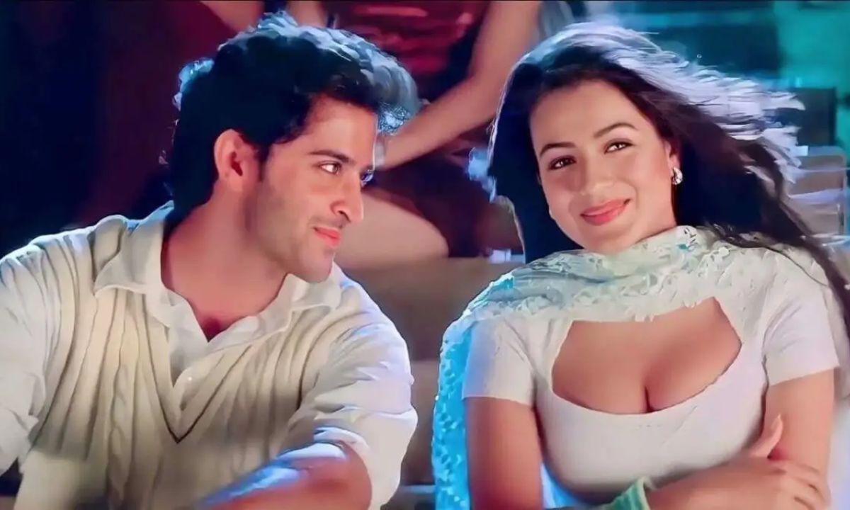 Ameesha Patel Claims She Coined Hrithik Roshan’s Greek God Title 25 Years Ago. Ermm, We Believe You!