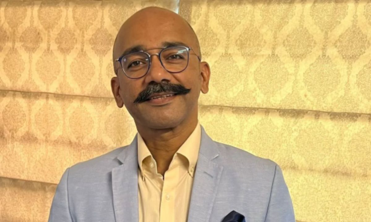 bigg-boss-narrator-vijay-vikram-singh-get-death-threats-from-rajat-dalal-fans-reminds-them-he-is-not-bigg-boss