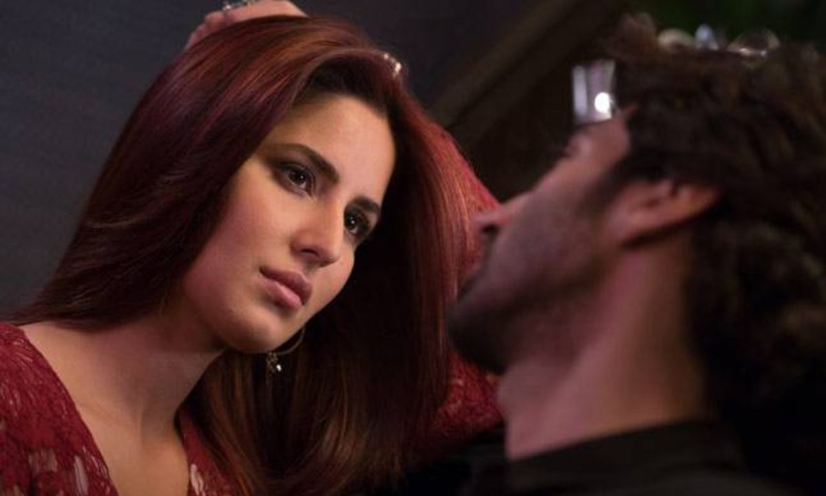 What Is Female Gaze In Beauty And Why Is It So Hauntingly Beautiful?
