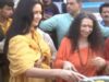 Katrina Kaif Performs Aarti, Distributes Prasad At Maha Kumbh Mela. Video Inside!