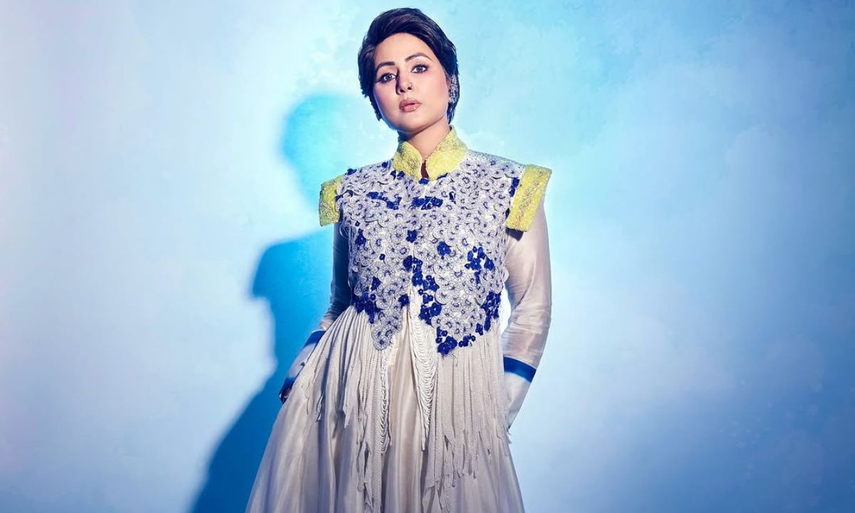 Hina Khan Announces End Of Chemotherapy Treatment, Reveals She’s Taking Immunotherapy Hina Khan Announces End Of Chemotherapy Treatment, Reveals She’s Taking Immunotherapy