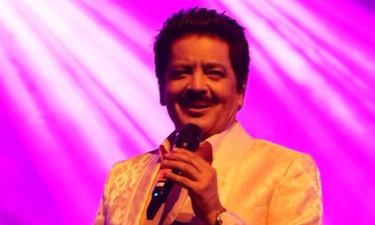 udit-narayan-on-controversial-kissing-video-says-it-was-2-years-ago-udit-ki-pappi