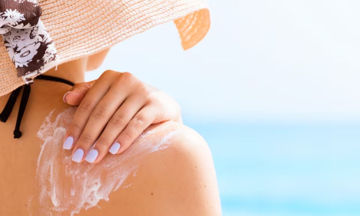 Chemical Vs Physical Sunscreen: Which One Should You Use?