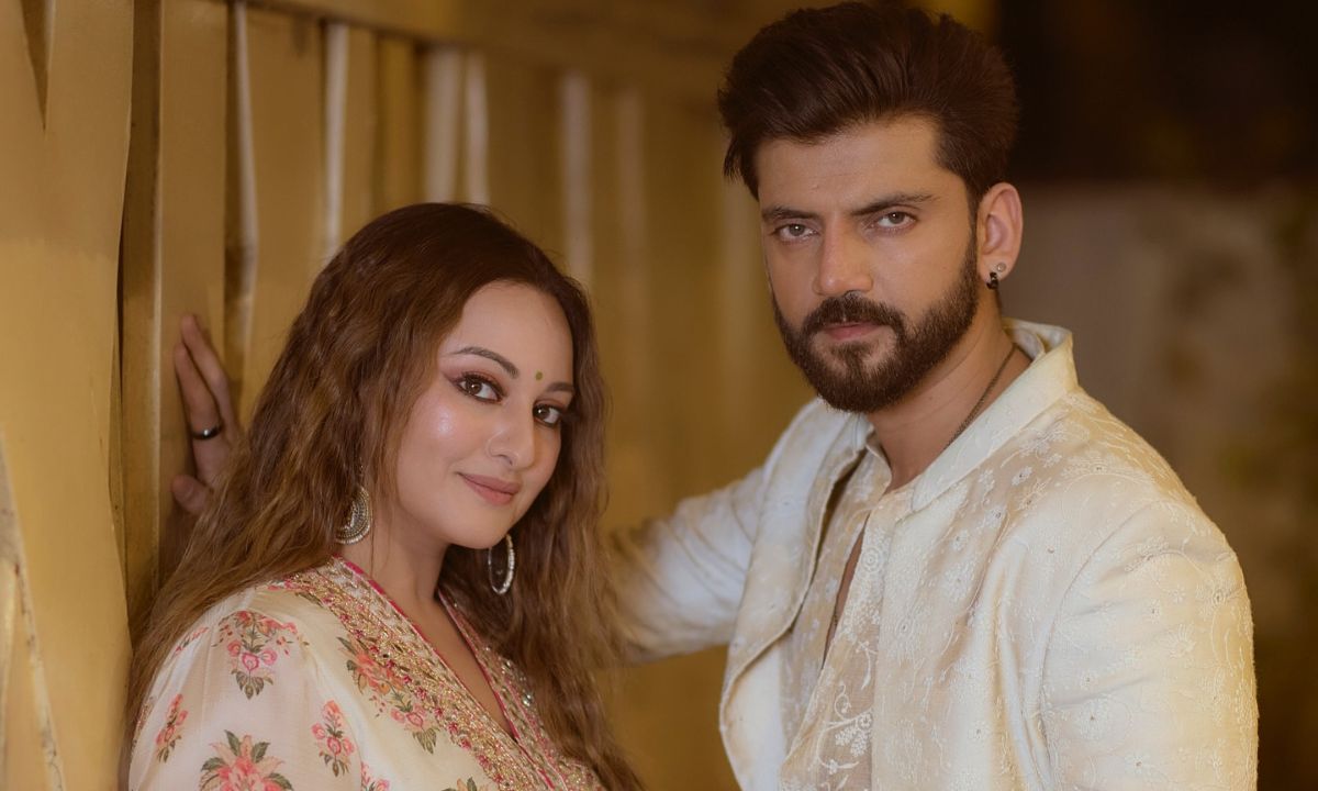 Decoding Sonakshi Sinha’s Sultry Smokey Eye Makeup, Crimped Hair Look For Eid