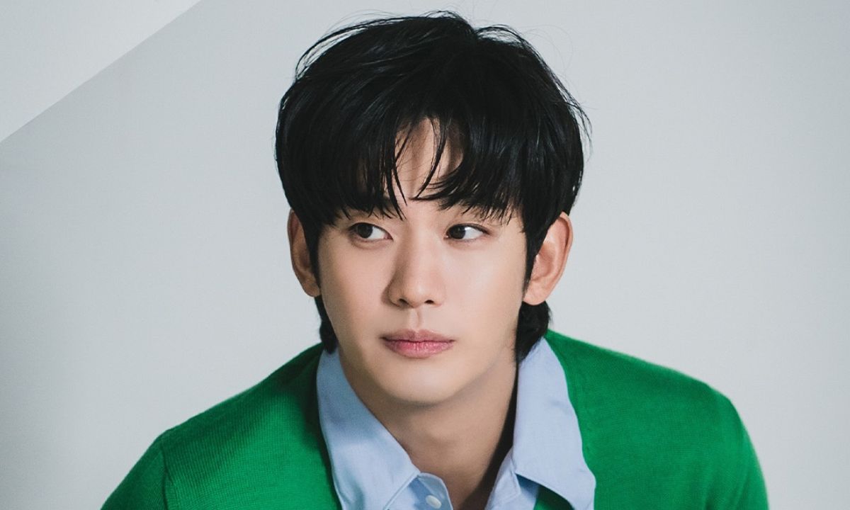 From LED Trucks To Taking Legal Action, Kim Soo Hyun’s Chinese Fans Support Him Proudly Amid Dating Row! From LED Trucks To Taking Legal Action, Kim Soo Hyun’s Chinese Fans Support Him Proudly Amid Dating Row!
