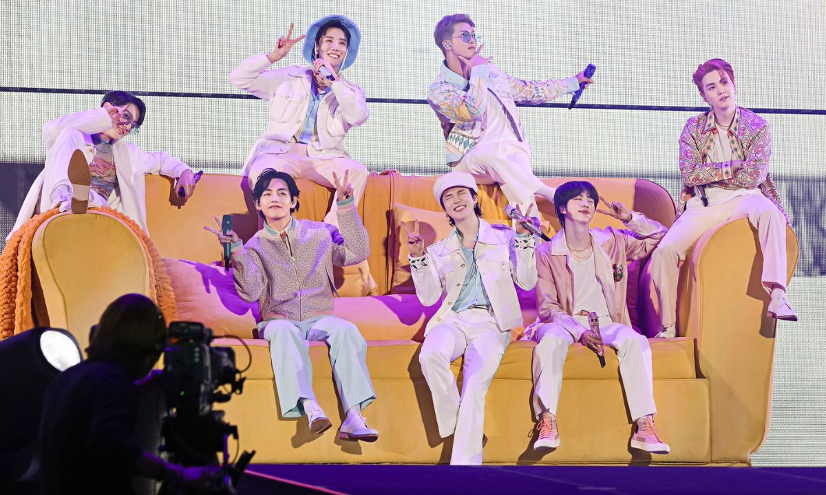 From Big Venues To Passionate Desi ARMYs, 5 Reasons Why BTS Should Hold A Concert In India!