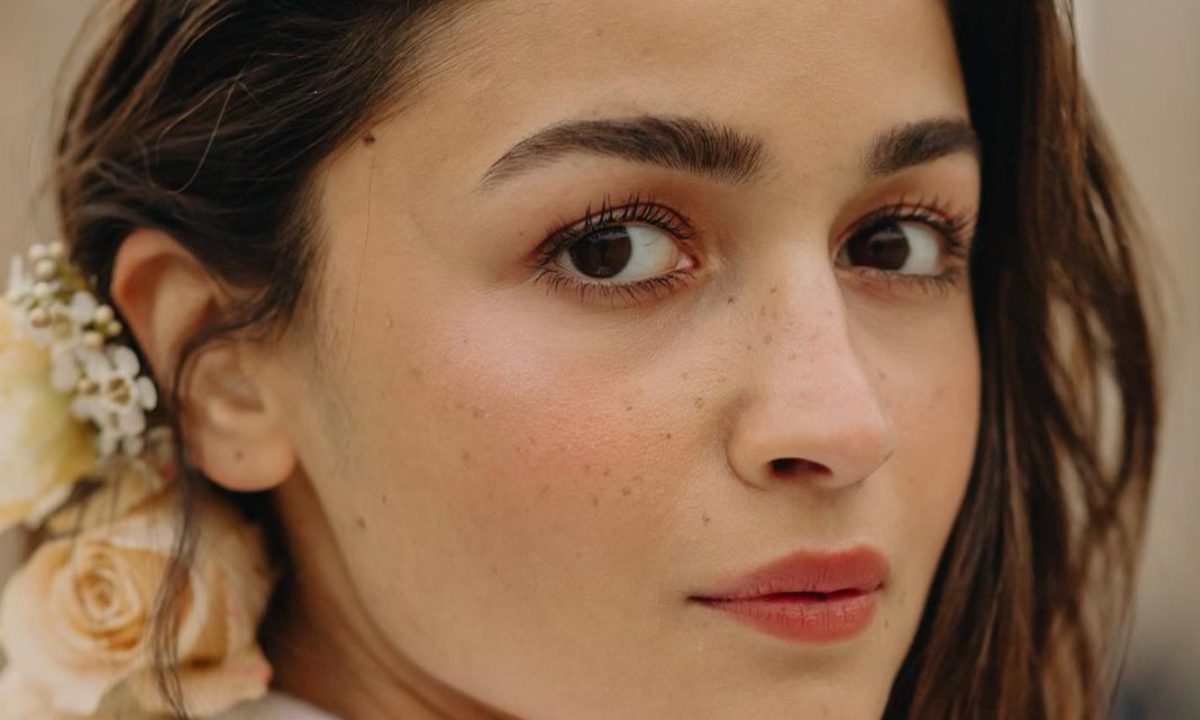 Here’s What Your Freckles Tell About Your Skin Health According To An Expert!