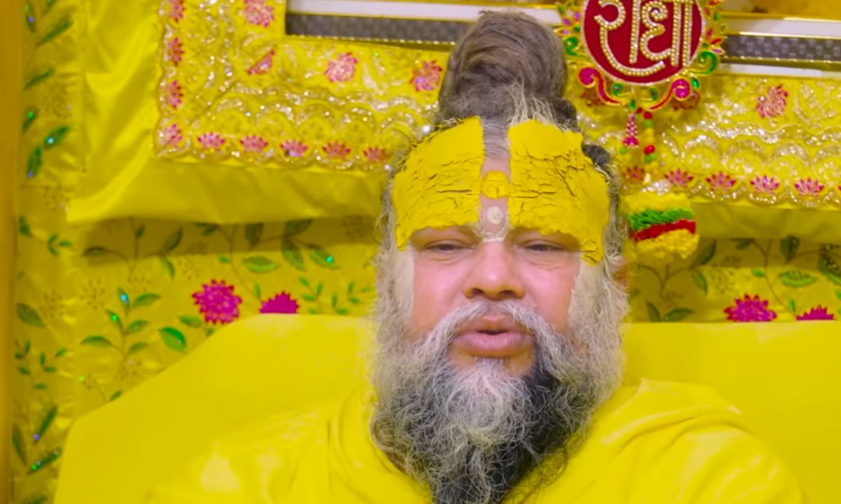 Who Is Spiritual Guru Premanand Ji Maharaj, Followed By Celebs Like Virat Kohli, Anushka Sharma, Hema Malini And More?