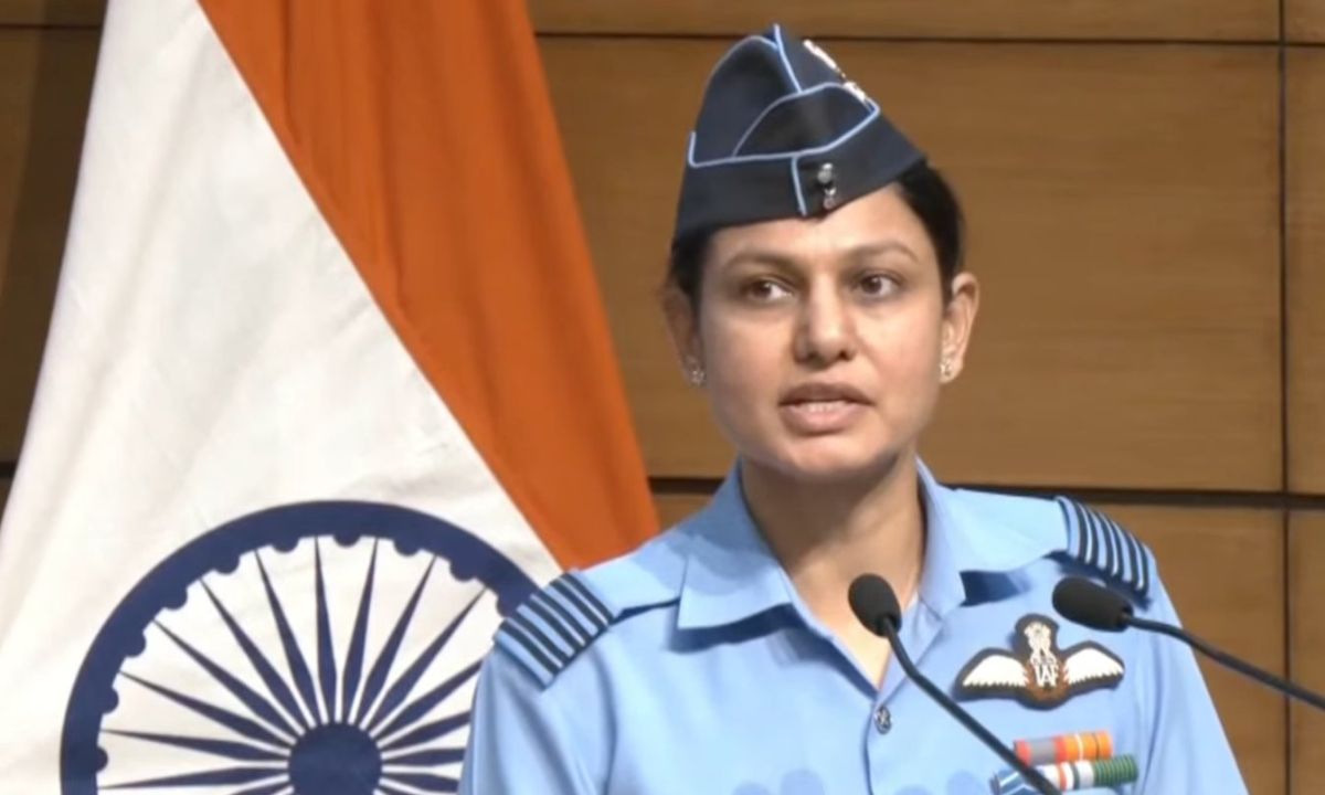 who-is-Vyomika-Singh-wing-commander-iaf-pilot-led-operation-sindoor-breafing