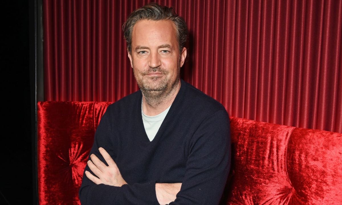 Doctor Accused In Matthew Perry’s Drug Overdose Case To Plead Guilty, Faces 40 Years Prison Time: Reports Doctor Accused In Matthew Perry’s Drug Overdose Case To Plead Guilty, Faces 40 Years Prison Time: Reports