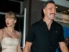 Travis Kelce Treats Taylor Swift Like The Queen She Is On Date Night. See Video Inside!
