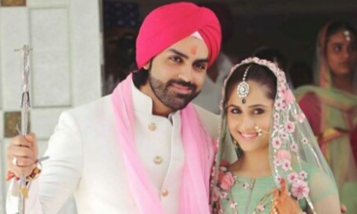 hunar-hali-mayank-gandhi-to-head-for-divorce-after-9-years-of-marriage-here-what-we-know