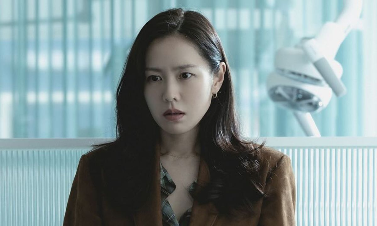 K-Drama Star Son Ye Jin Opens Up About Juggling Motherhood And Dream Getaways! K-Drama Star Son Ye Jin Opens Up About Juggling Motherhood And Dream Getaways!