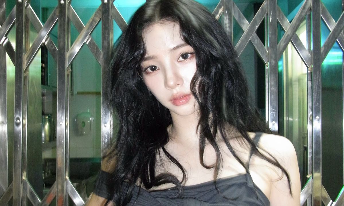 Aespa Karina Faces Backlash For Wearing Revealing Outfit At Breast Cancer Awareness Event. Fans Defend! Aespa Karina Faces Backlash For Wearing Revealing Outfit At Breast Cancer Awareness Event. Fans Defend!