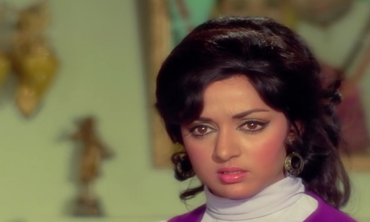 hema-malini-birthday-sholay-seeta-aur-geeta-baghban-dream-girl