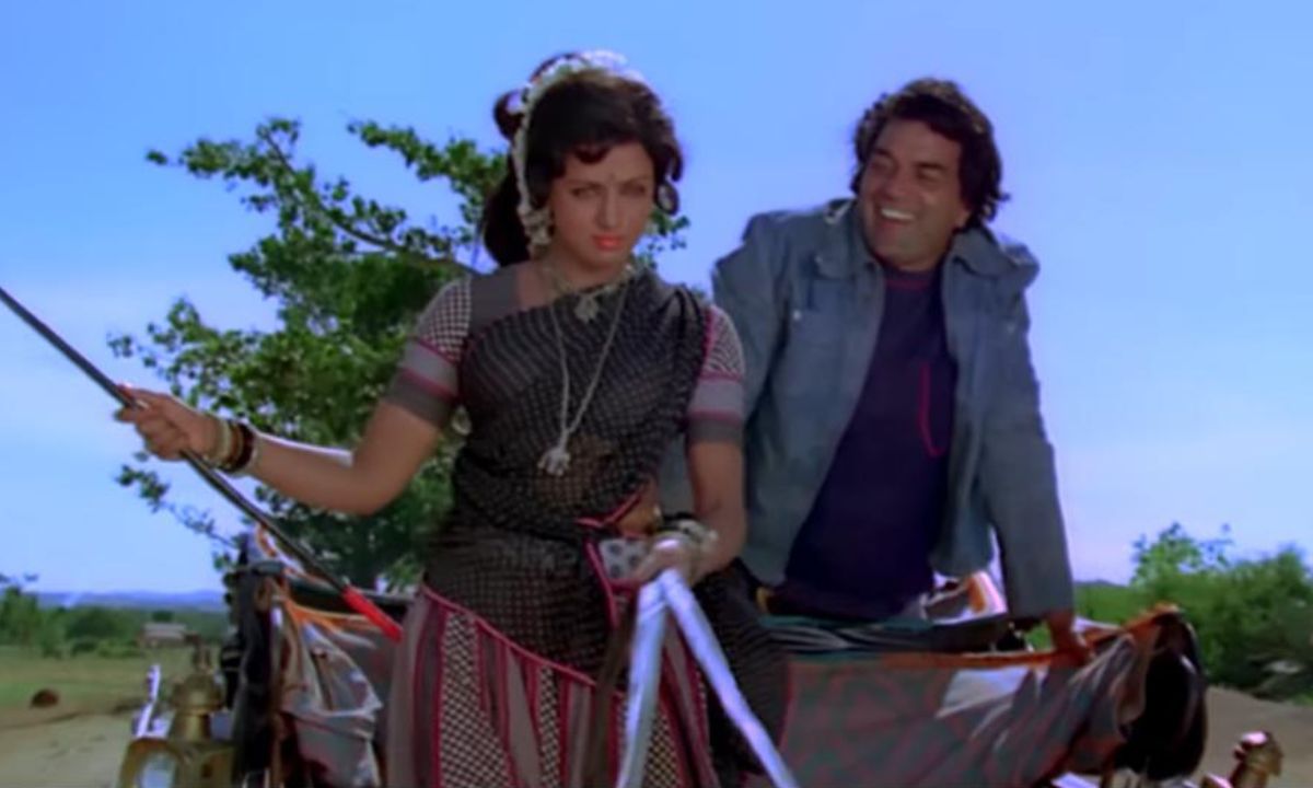 hema-malini-birthday-sholay-seeta-aur-geeta-baghban-dream-girl