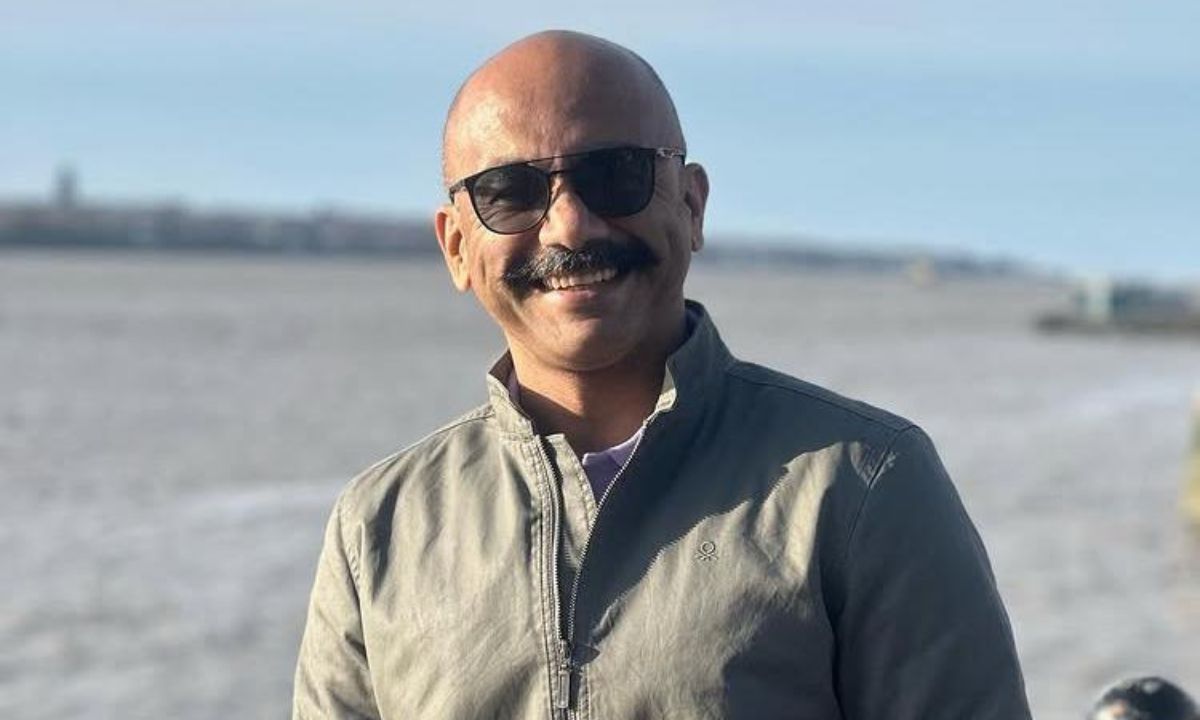 Bigg Boss Narrator Vijay Vikram Singh Asks Fans Not To Abuse Him; People Need To Calm Down!