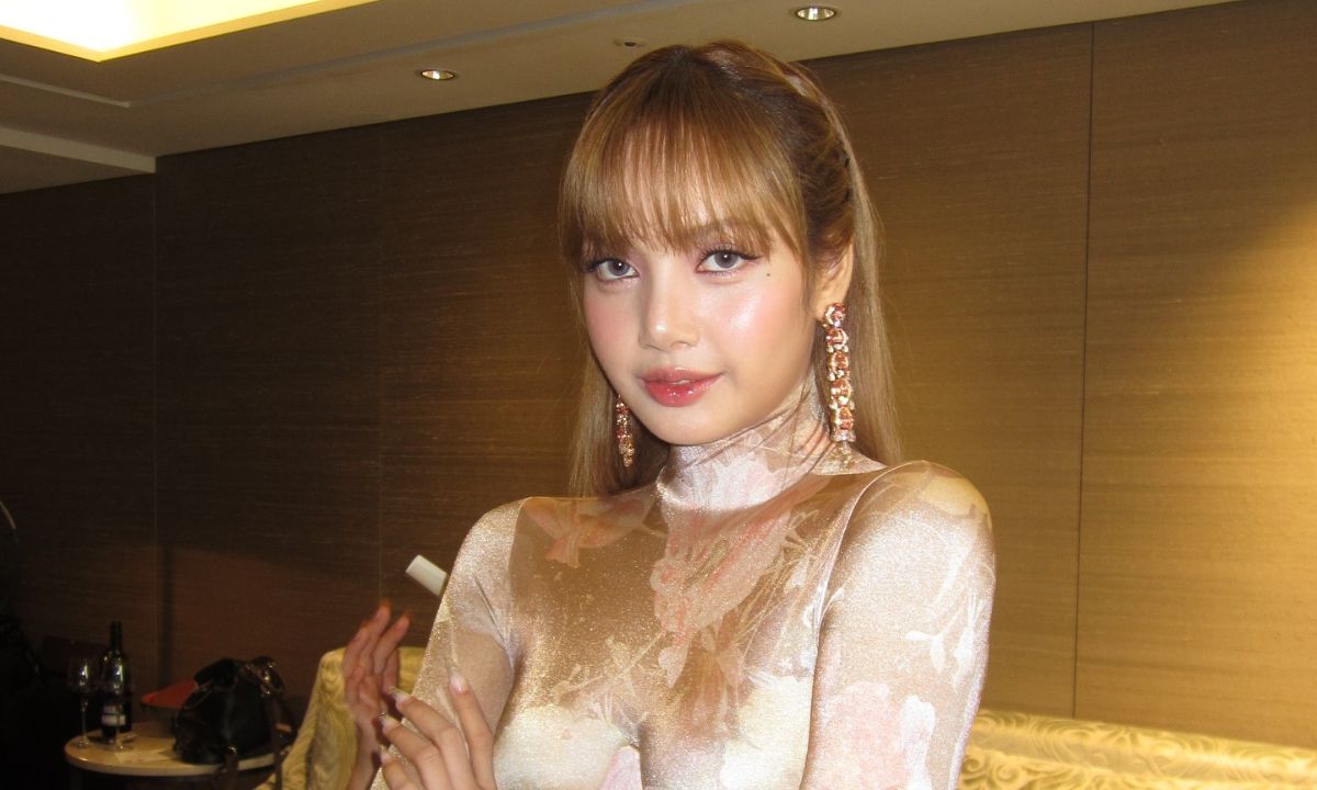 BLACKPINK’s Lisa To Star In Korean Spin-Off Of Global Hit Extraction Franchise! BLACKPINK’s Lisa To Star In Korean Spin-Off Of Global Hit Extraction Franchise!