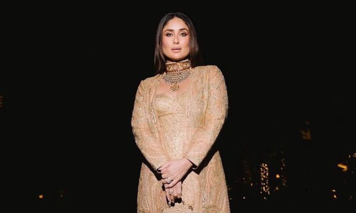 Kareena Kapoor’s Latest Plank Exercise Variation Will Inspire You To Renew Your Gym Membership Kareena Kapoor’s Latest Plank Exercise Variation Will Inspire You To Renew Your Gym Membership