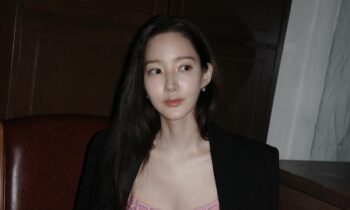 Fans Express Relief As Park Min Young Shows Improved Health In New Photos Fans Express Relief As Park Min Young Shows Improved Health In New Photos