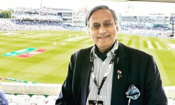 Shashi Tharoor Sets The Record Straight Against Paid Review Accusation For The Ba***ds Of Bollywood; SEE HERE Shashi Tharoor Sets The Record Straight Against Paid Review Accusation For The Ba***ds Of Bollywood; SEE HERE
