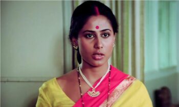 Was Smita Patil “Uncomfortable” While Shooting THIS Famous Song With Amitabh Bachchan? Truth Revealed