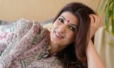 Here’s A List Of Weird Things Twinkle Khanna Applies To Get Healthy Hair, Compares Her Scalp With Fridge!