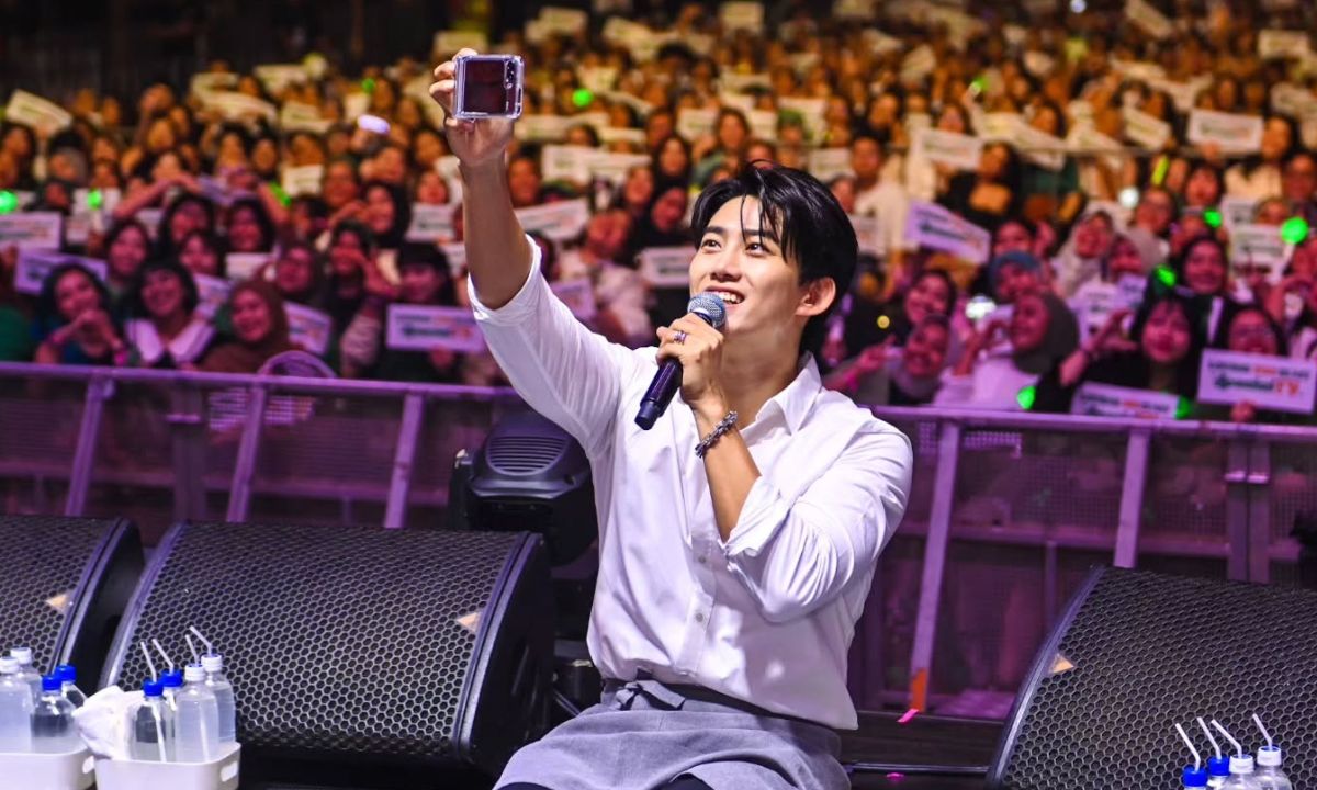 2PM’s Taecyeon Announces Wedding Plans With Non-Celebrity Girlfriend Next Year In Spring! 2PM’s Taecyeon Announces Wedding Plans With Non-Celebrity Girlfriend Next Year In Spring!