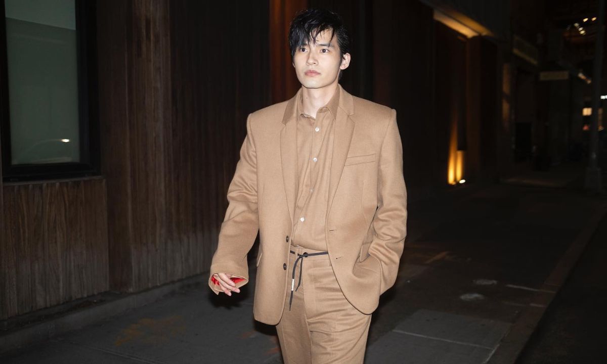 Meet Me After School Star Mizukami Koshi Proudly Reveals Non-Celebrity Girlfriend. King Behaviour!