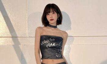 Red Velvet Joy Sparks Concern With New Photos. Take A Chill Pill Guys, She’s Glowing! Red Velvet Joy Sparks Concern With New Photos. Take A Chill Pill Guys, She’s Glowing!