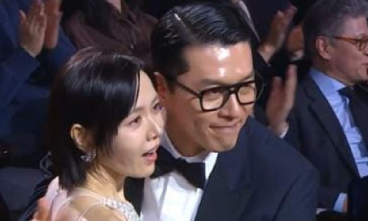 Son Yejin, Hyun Bin Just Made History As The First Couple To Sweep Major Awards At Blue Dragon Film Awards!