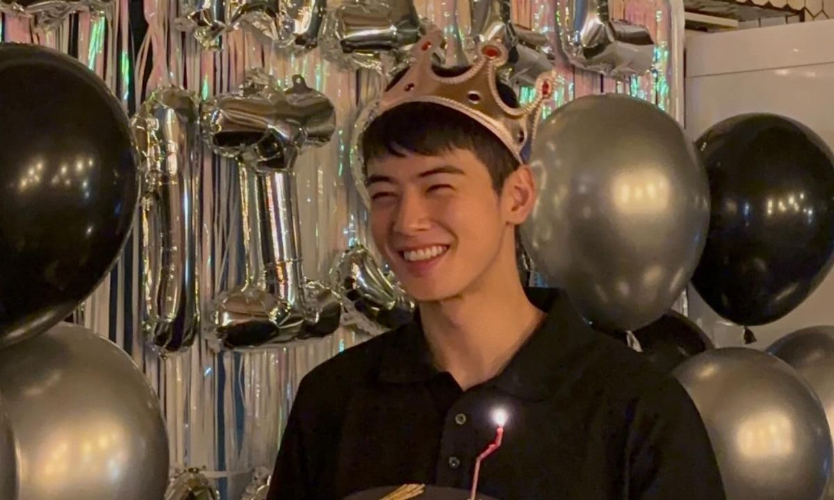 How Cha Eun Woo’s Leaked Phone Number Turned Out To Be A Clever Marketing Stunt!